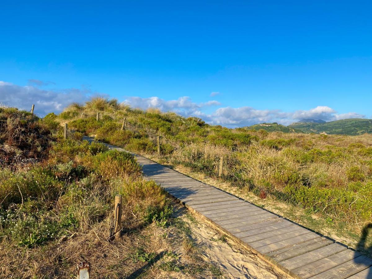 Piso Primera Linea De Playa Laredo Exteriör bild